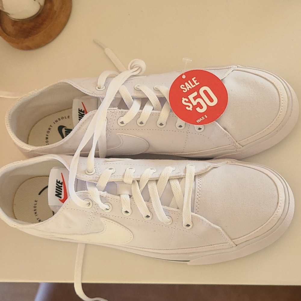 Nike Court legacy CNVS